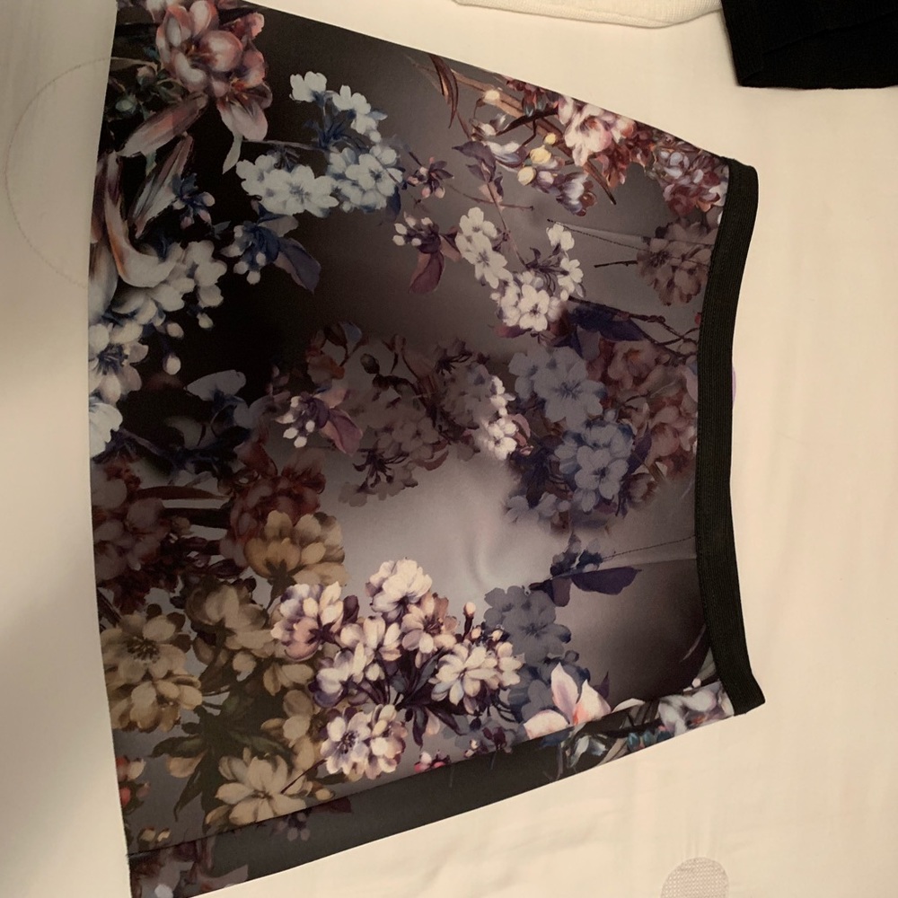 Topshop floral skirt!